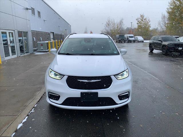 Certified 2022 Chrysler Pacifica Touring-L