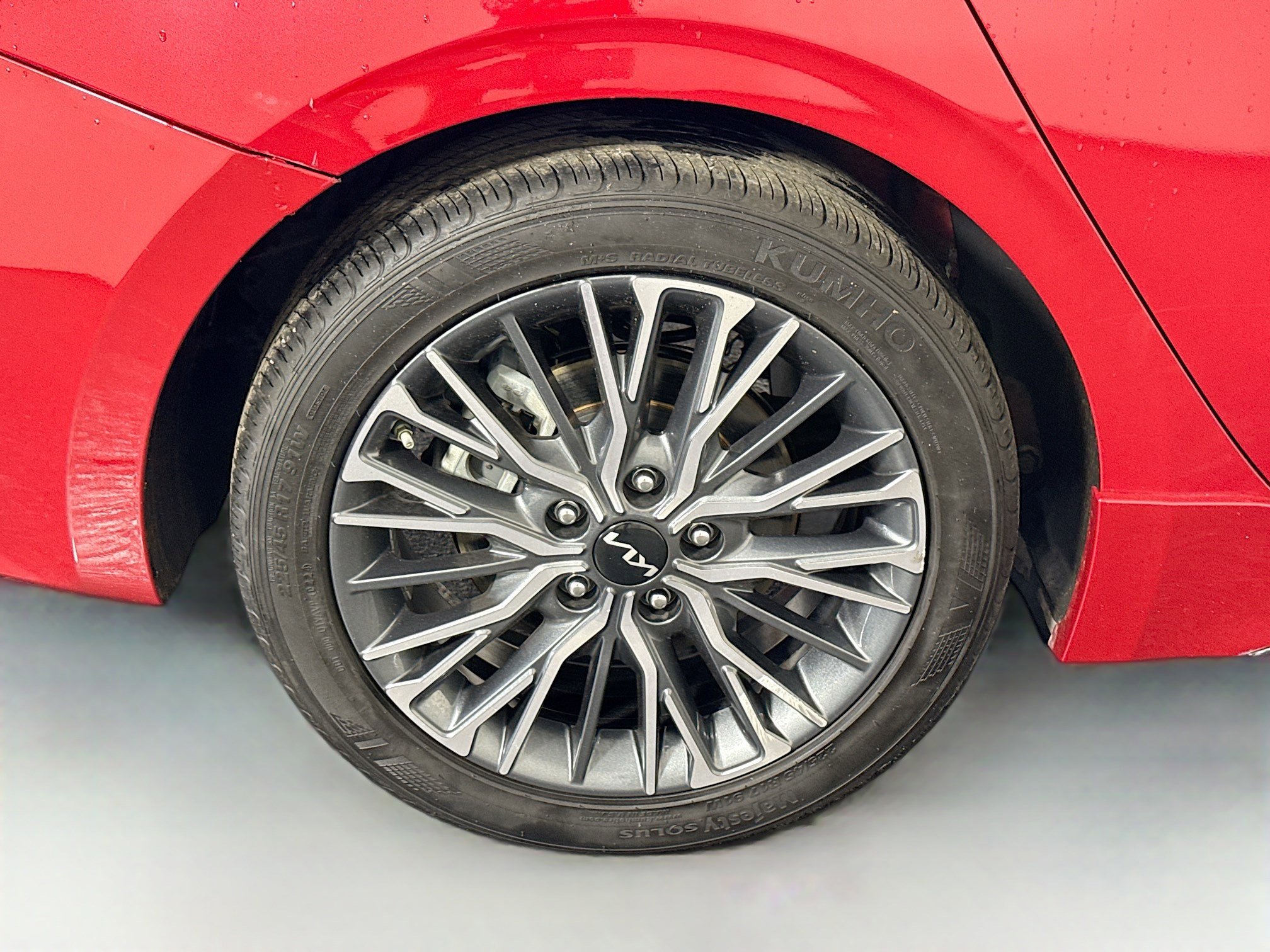 Used 2024 Kia Forte GT-Line image 32