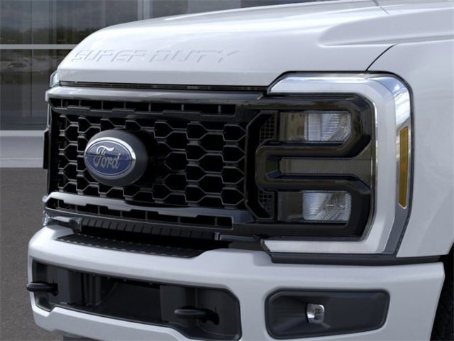 New 2026 Ford F250 4x4 Crew Cab Super Duty image 17