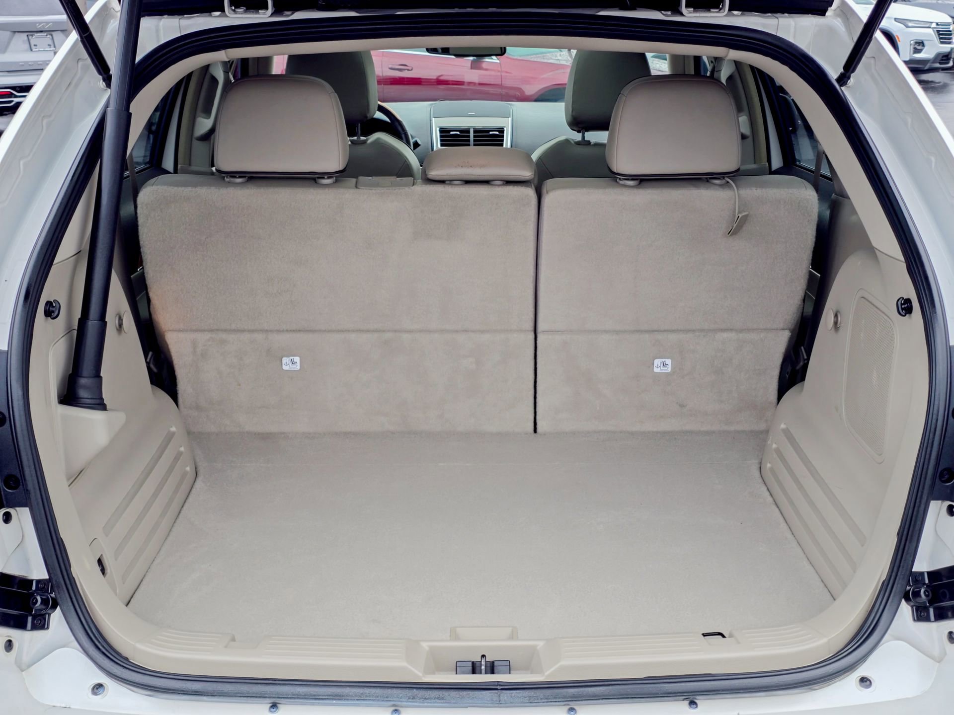 Used 2015 Lincoln MKX FWD w/ Equipment Group 102A image 46