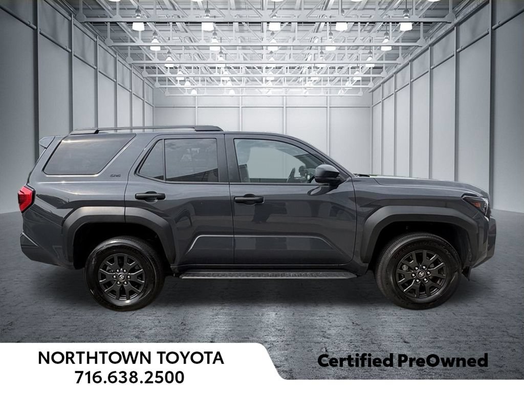 Used 2025 Toyota 4Runner SR5 AWD/4WD image 6