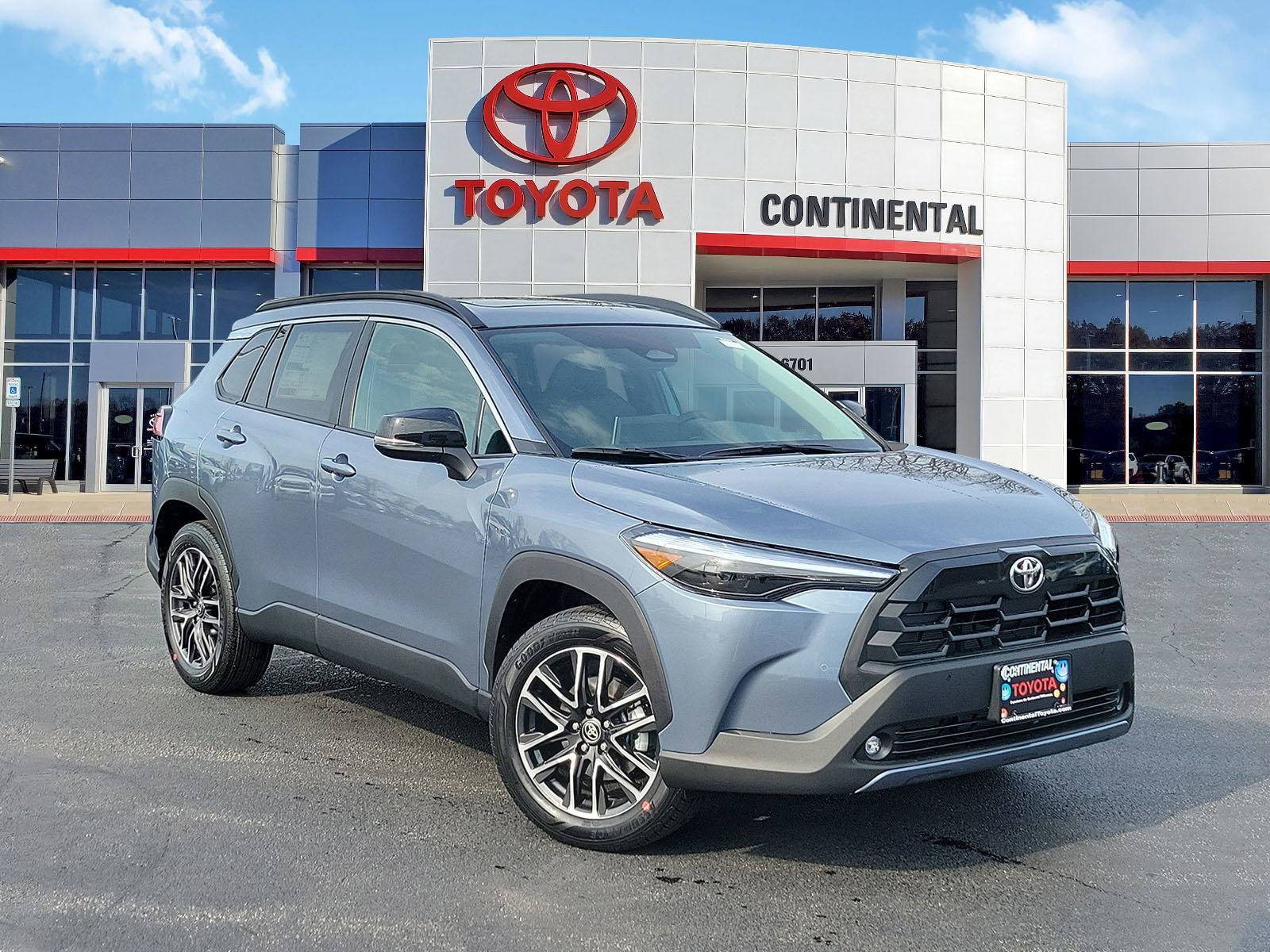 New 2026 Toyota Corolla Cross XLE image 2