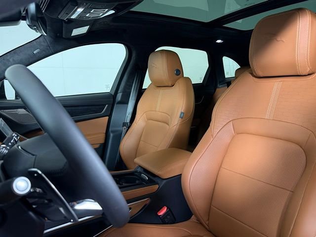 New 2026 Jaguar F-PACE R-Dynamic S image 5