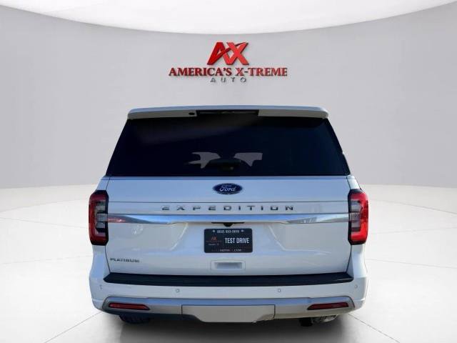 Used 2024 Ford Expedition Platinum RWD image 5