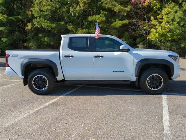 New 2025 Toyota Tacoma TRD Off-Road image 3