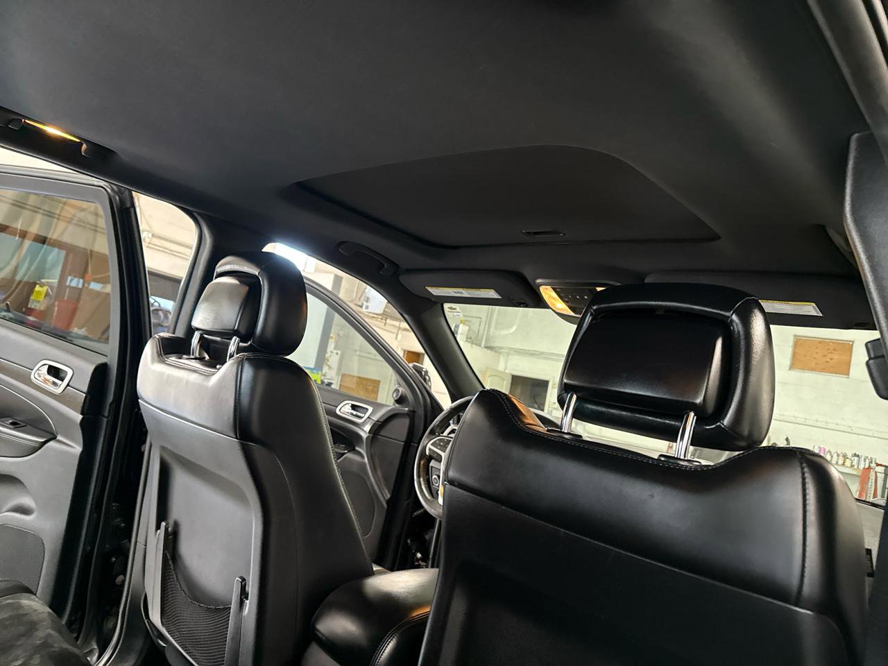 Used 2015 Jeep Grand Cherokee Altitude image 49