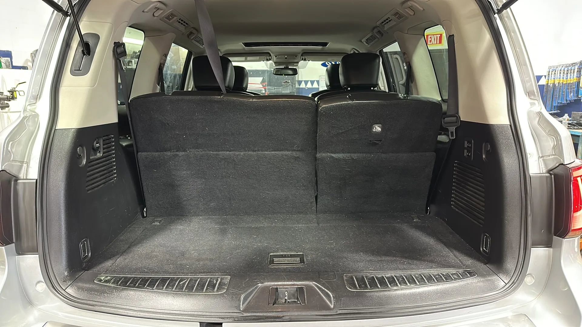 Used 2019 INFINITI QX80 Luxe image 14