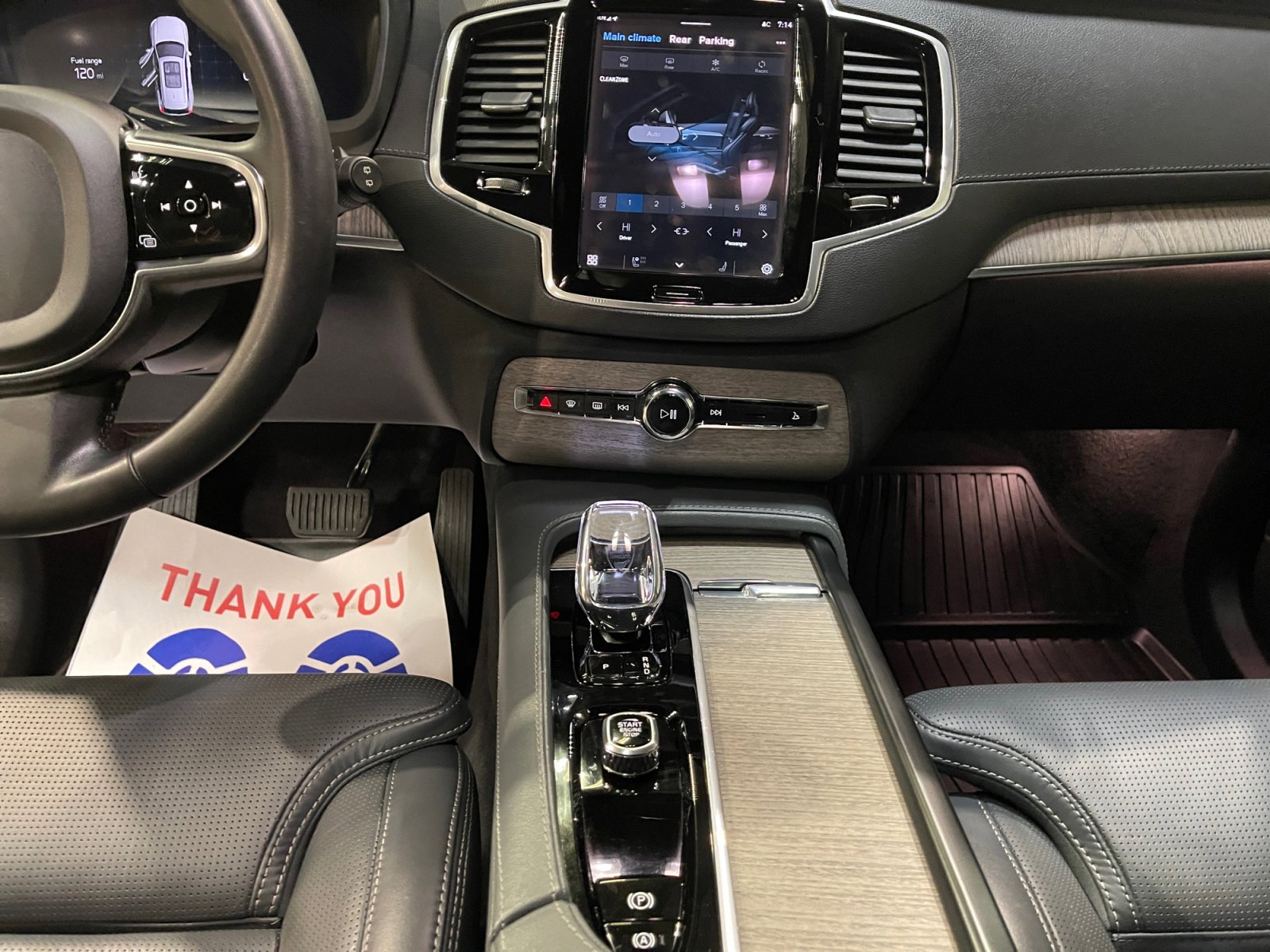 Used 2024 Volvo XC90 T8 Ultimate image 12