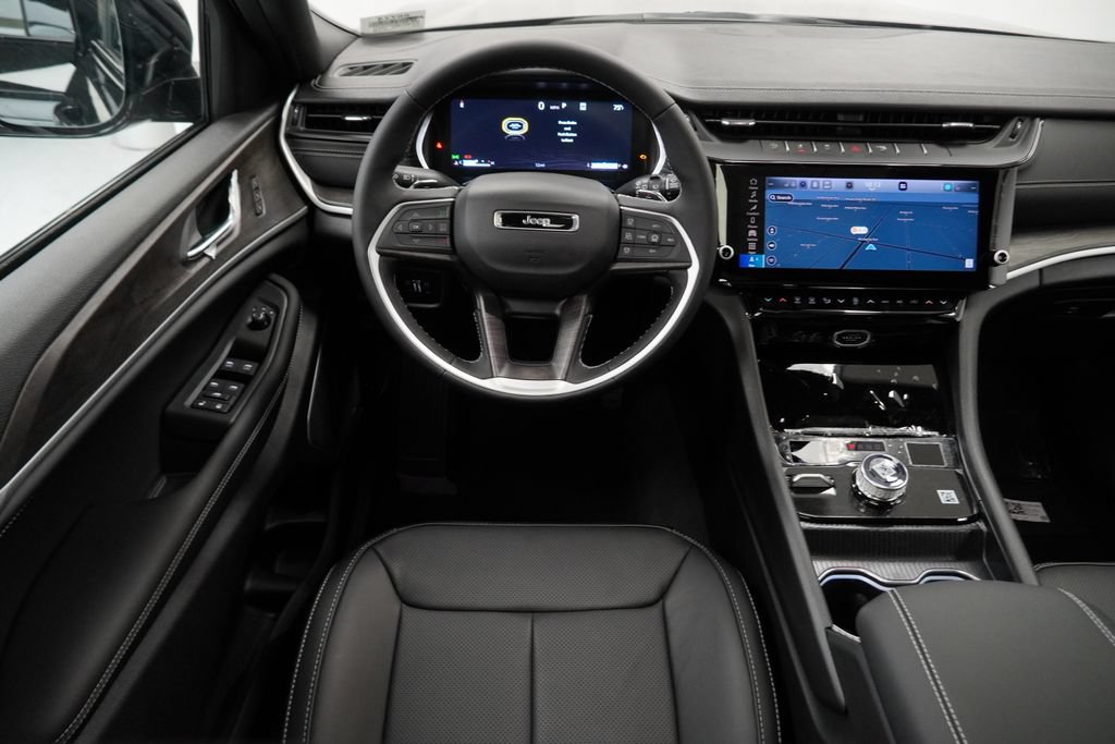 New 2026 Jeep Grand Cherokee L Limited AWD/4WD image 20