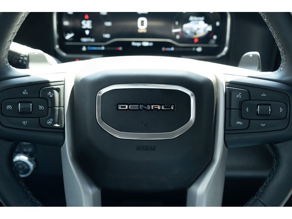 Used 2025 GMC Sierra 1500 Denali image 16