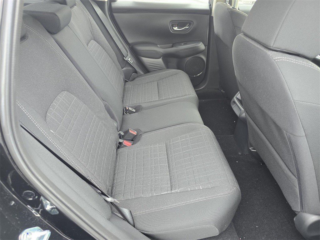 Used 2025 Honda HR-V LX image 22
