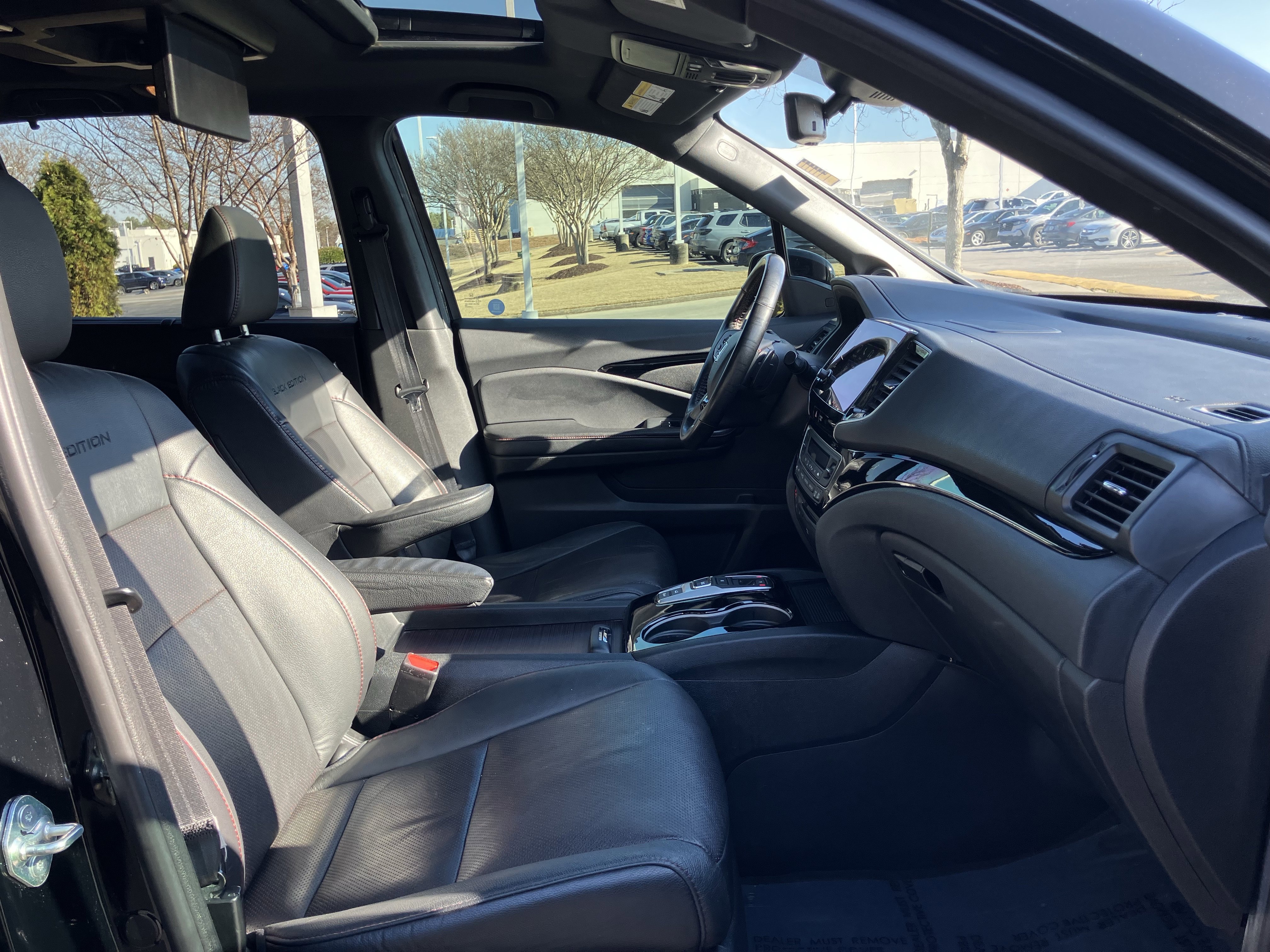 Used 2022 Honda Pilot Black Edition image 37