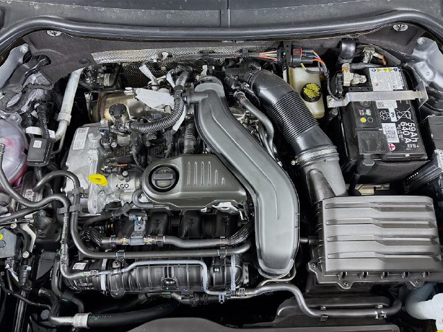 New 2026 Volkswagen Taos SEL AWD/4WD image 33