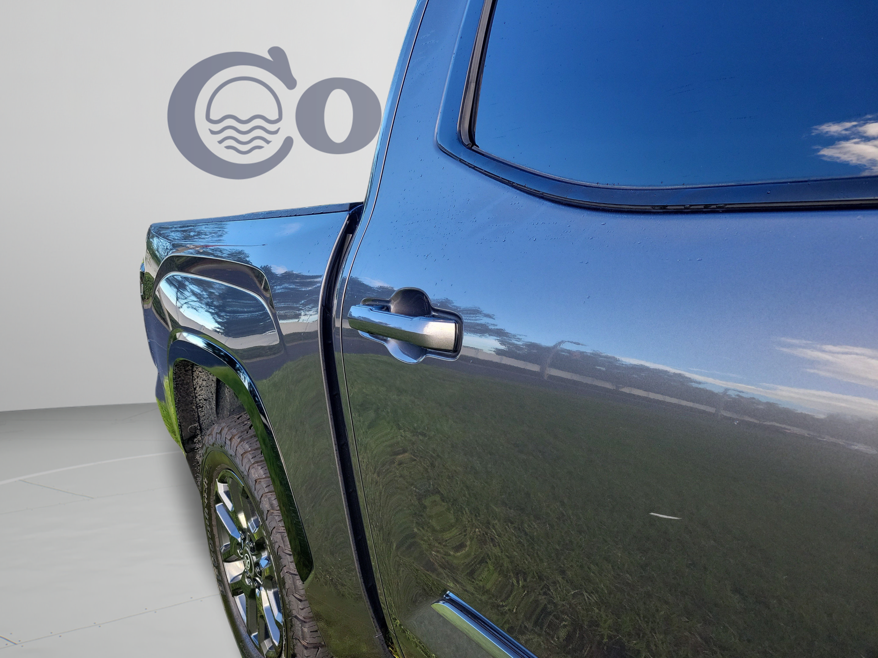 Used 2025 Toyota Tundra Platinum AWD/4WD image 18
