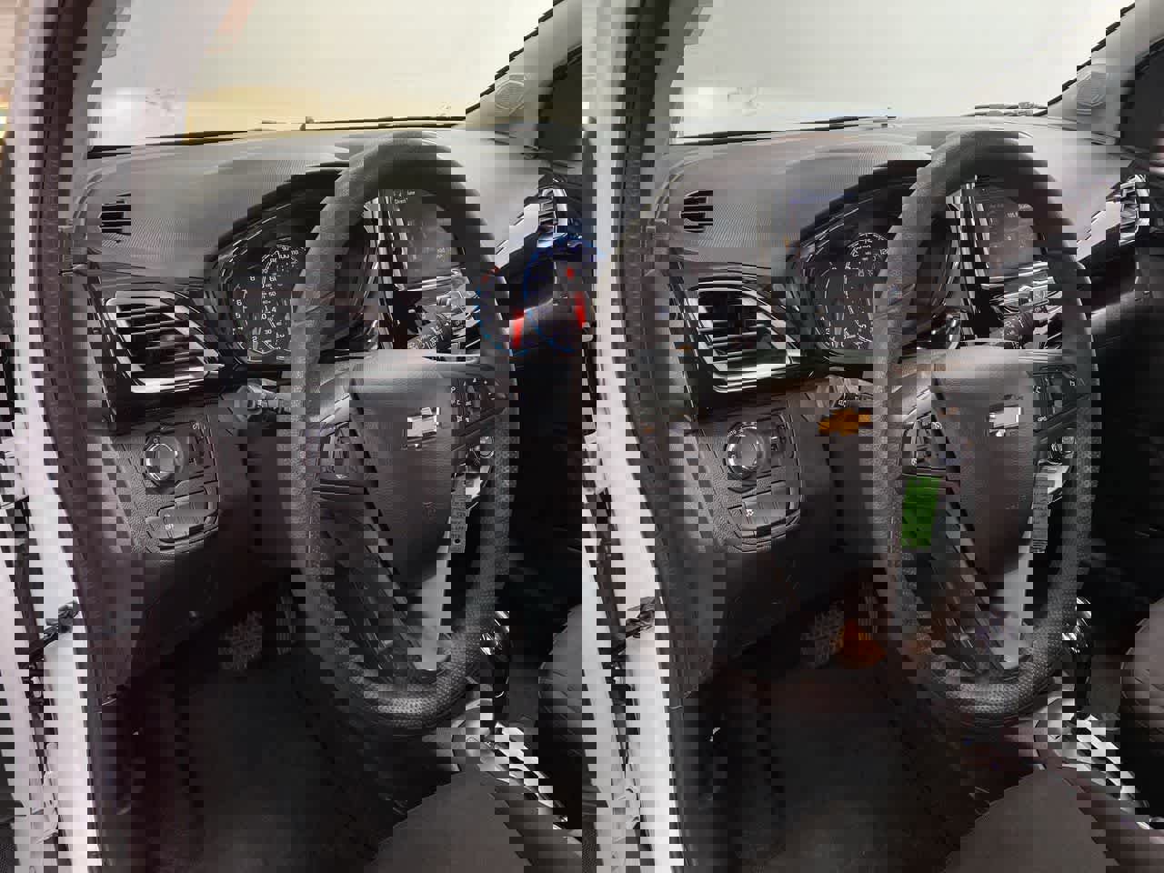 Used 2022 Chevrolet Spark LT image 2