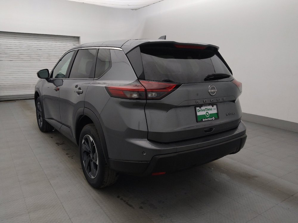 Used 2024 Nissan Rogue SV image 5