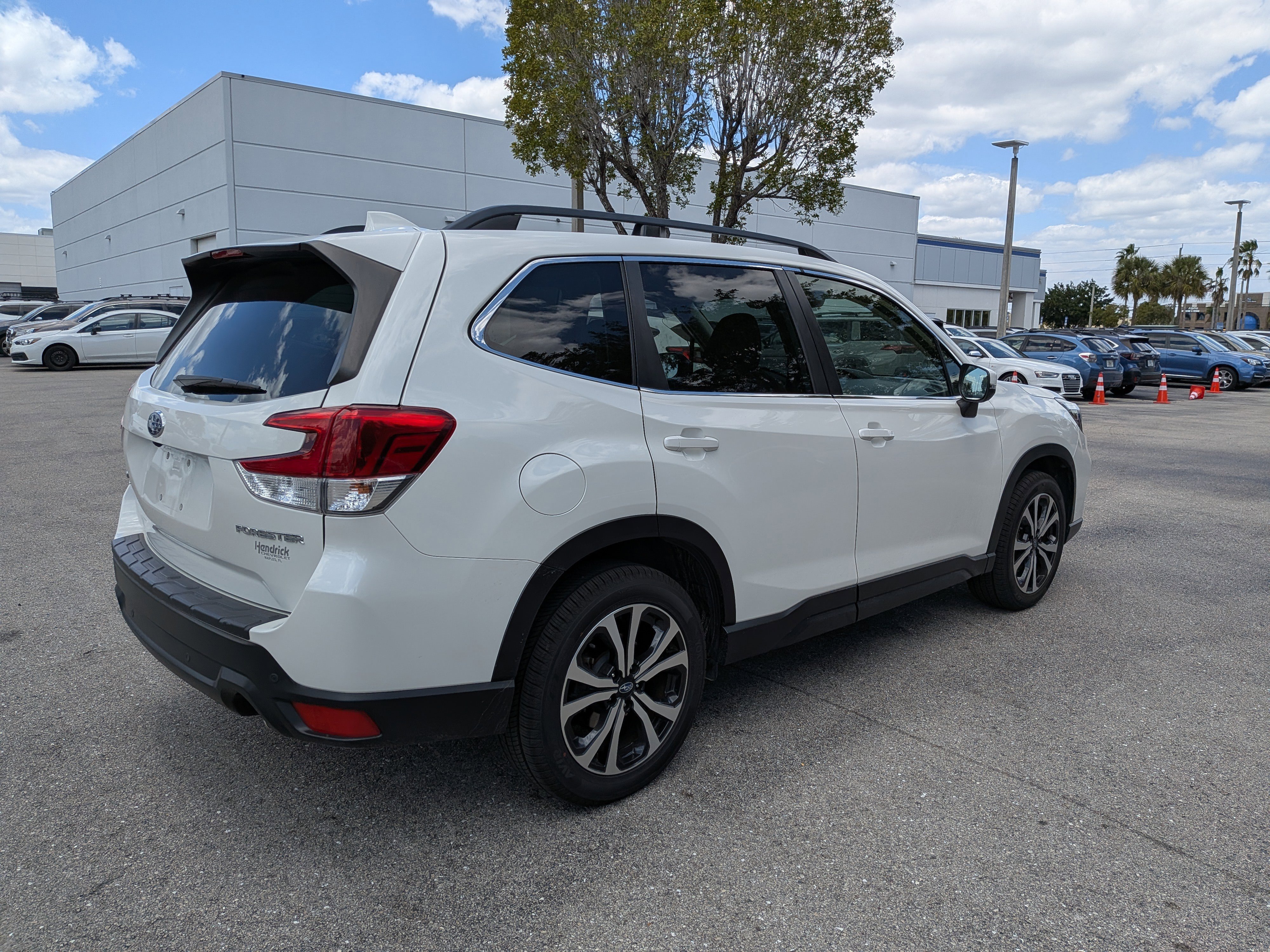 Used 2021 Subaru Forester Limited w/ Popular Package #3 image 4