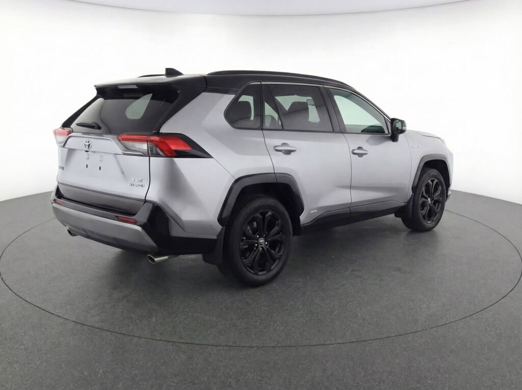 Used 2022 Toyota RAV4 XSE image 5