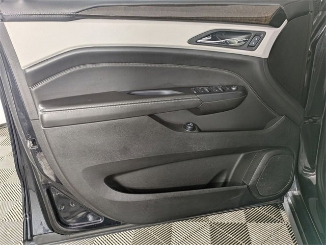 Used 2013 Cadillac SRX Premium image 12