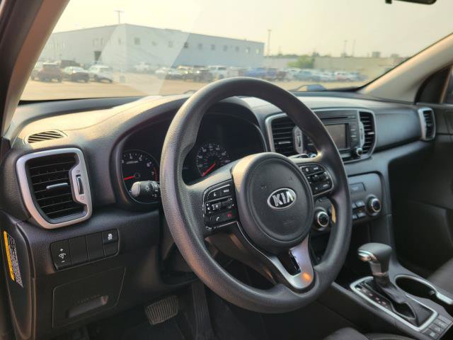 Used 2017 Kia Sportage LX AWD/4WD image 18