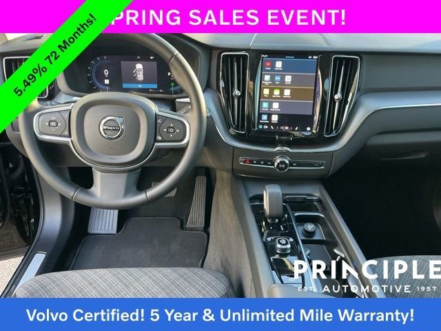 Certified 2025 Volvo XC60 B5 Core image 17