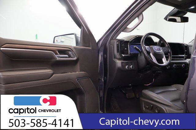 Used 2022 GMC Sierra 1500 SLT AWD/4WD image 10