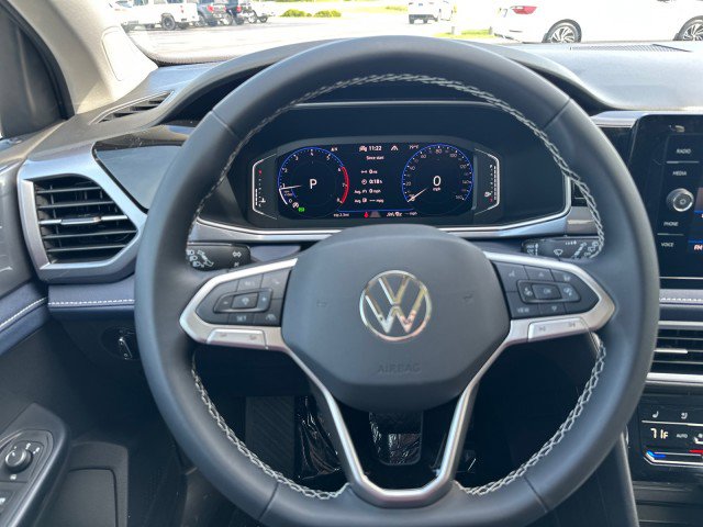 New 2025 Volkswagen Taos SEL image 30