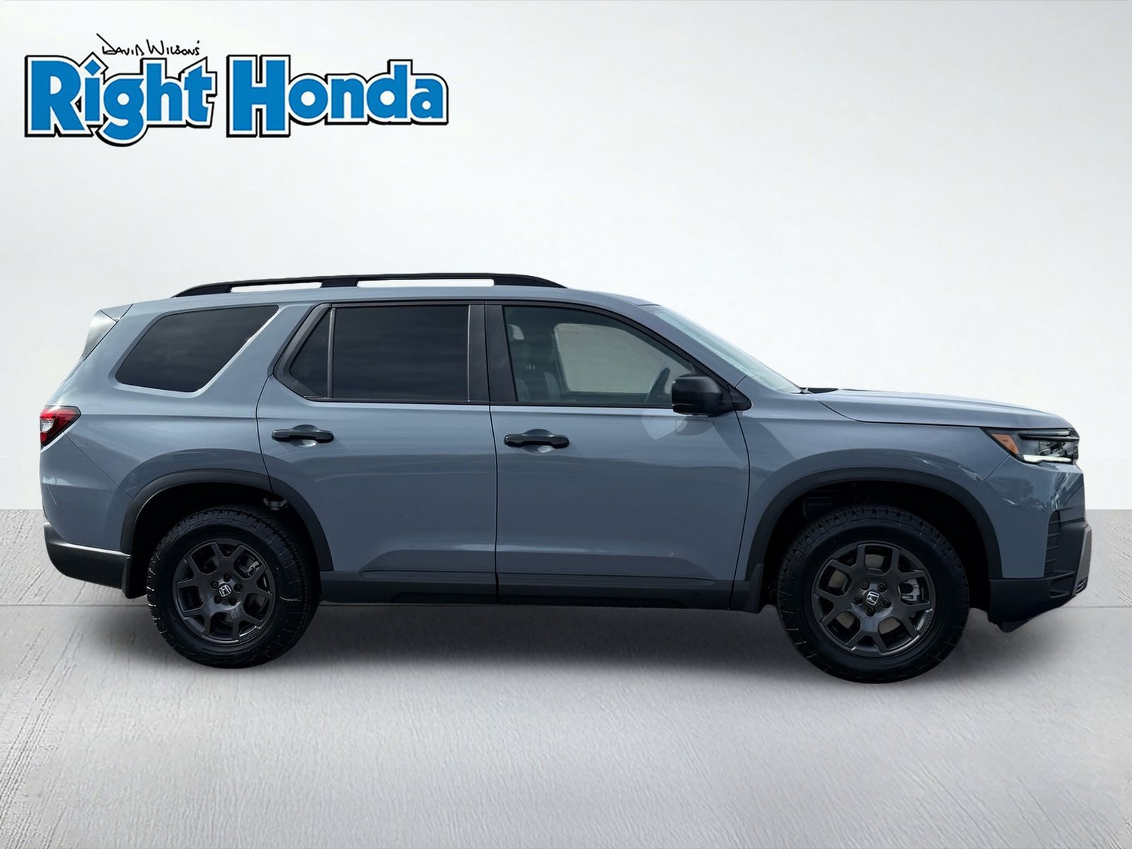 New 2026 Honda Pilot TrailSport image 9