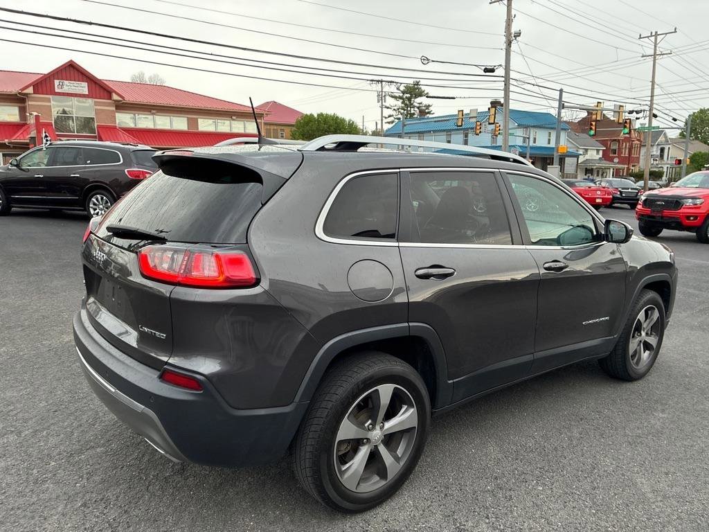 Used 2019 Jeep Cherokee Limited AWD/4WD image 8