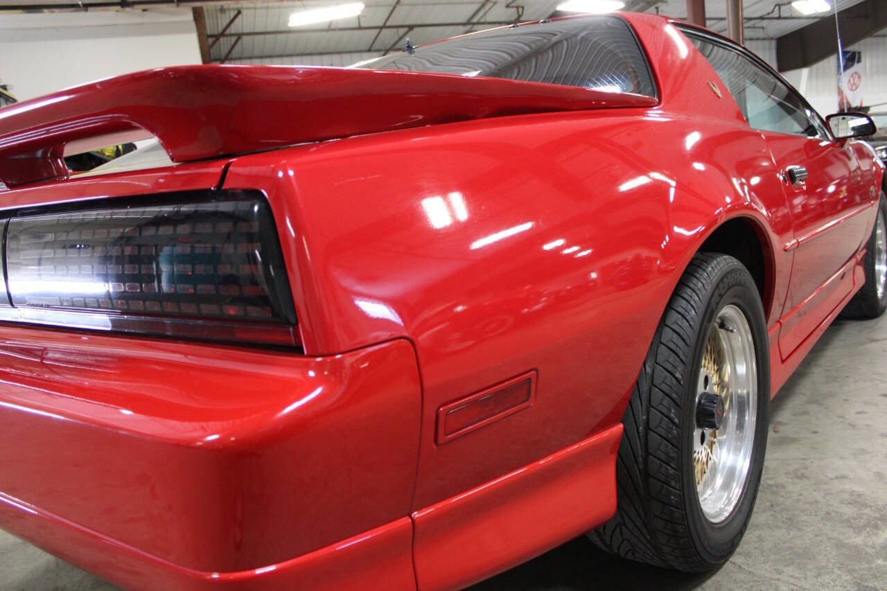 Used 1988 Pontiac Firebird Trans Am image 12