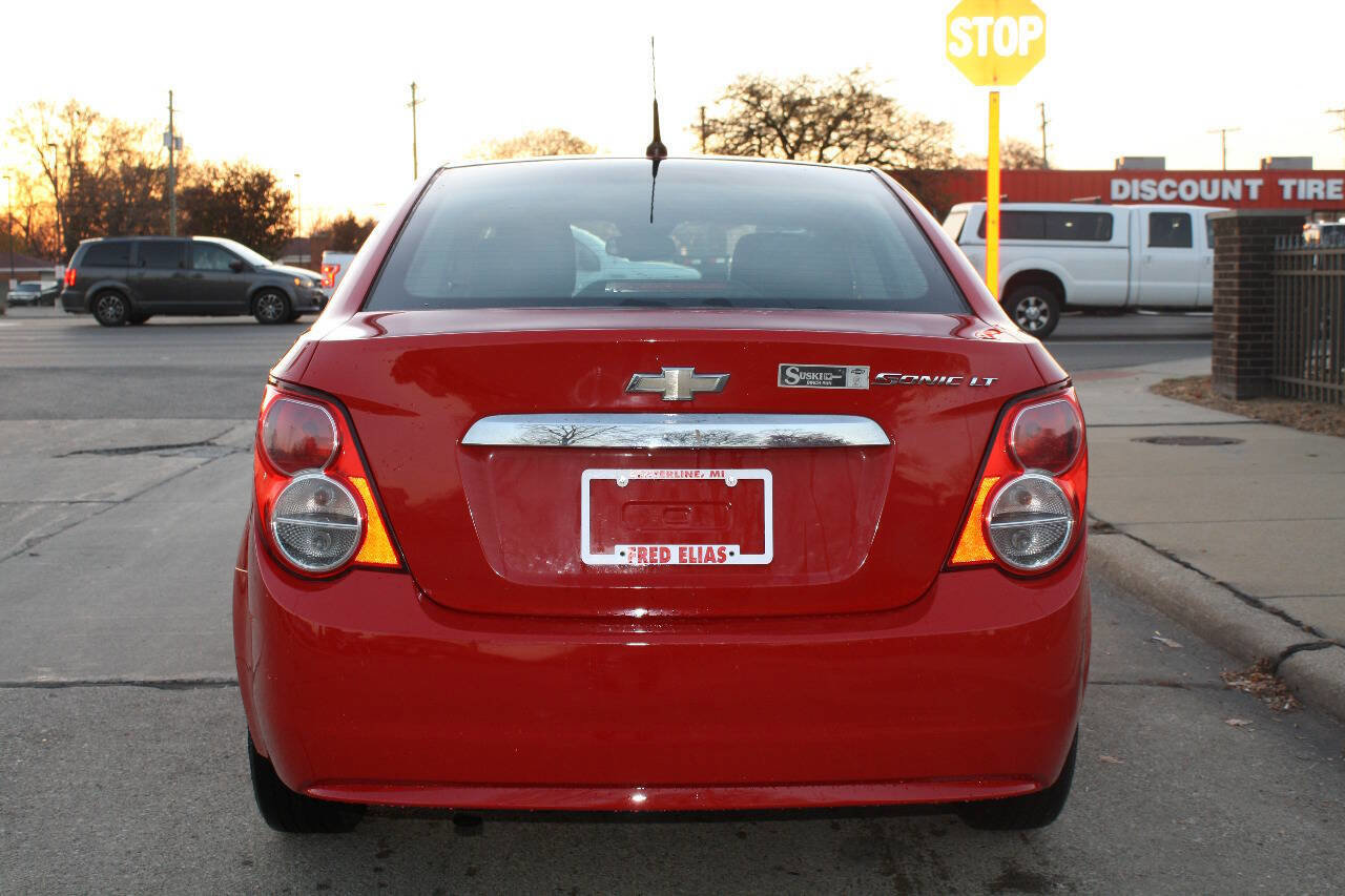 Used 2013 Chevrolet Sonic LT image 5