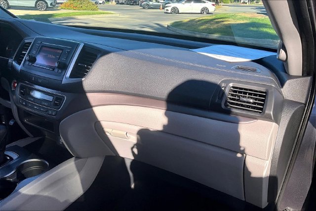 Used 2020 Honda Pilot LX image 16