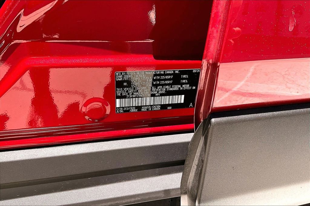 Used 2024 Toyota RAV4 LE FWD image 21