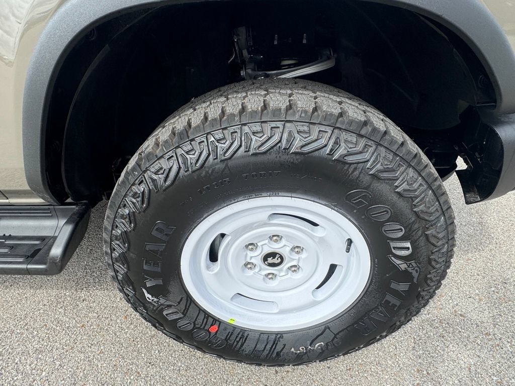 New 2026 Ford Bronco Heritage Edition AWD/4WD image 12