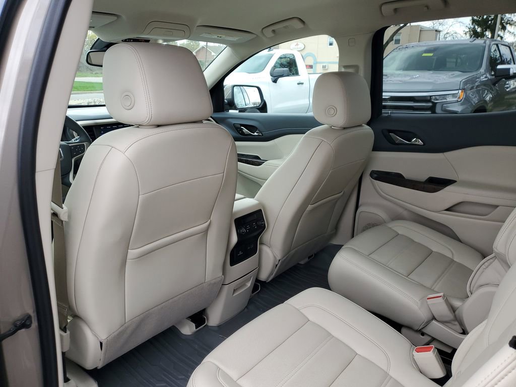 Used 2023 GMC Acadia Denali w/ Trailering Package image 33