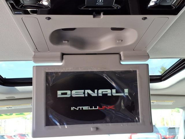 Used 2020 GMC Yukon Denali w/ Denali Ultimate Package AWD/4WD image 18