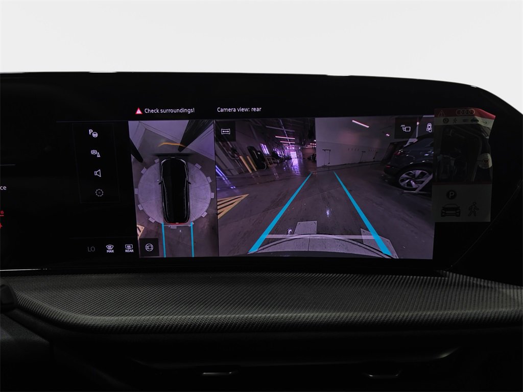 New 2025 Audi SQ5 Prestige image 23