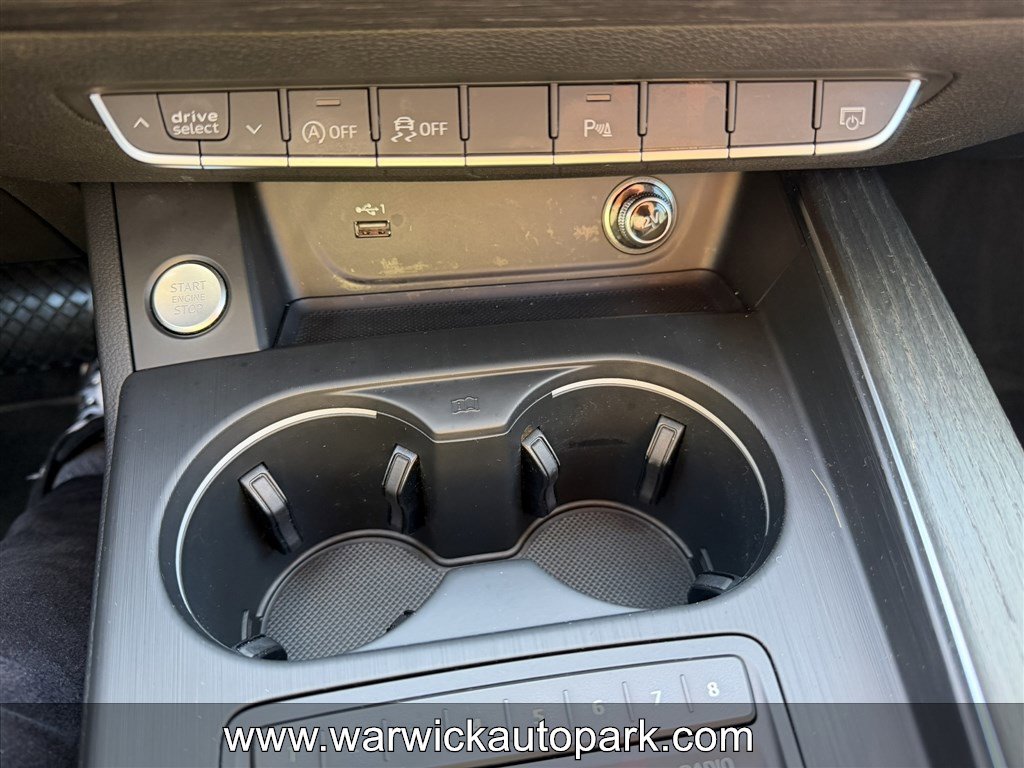 Used 2019 Audi A4 2.0T Premium image 13