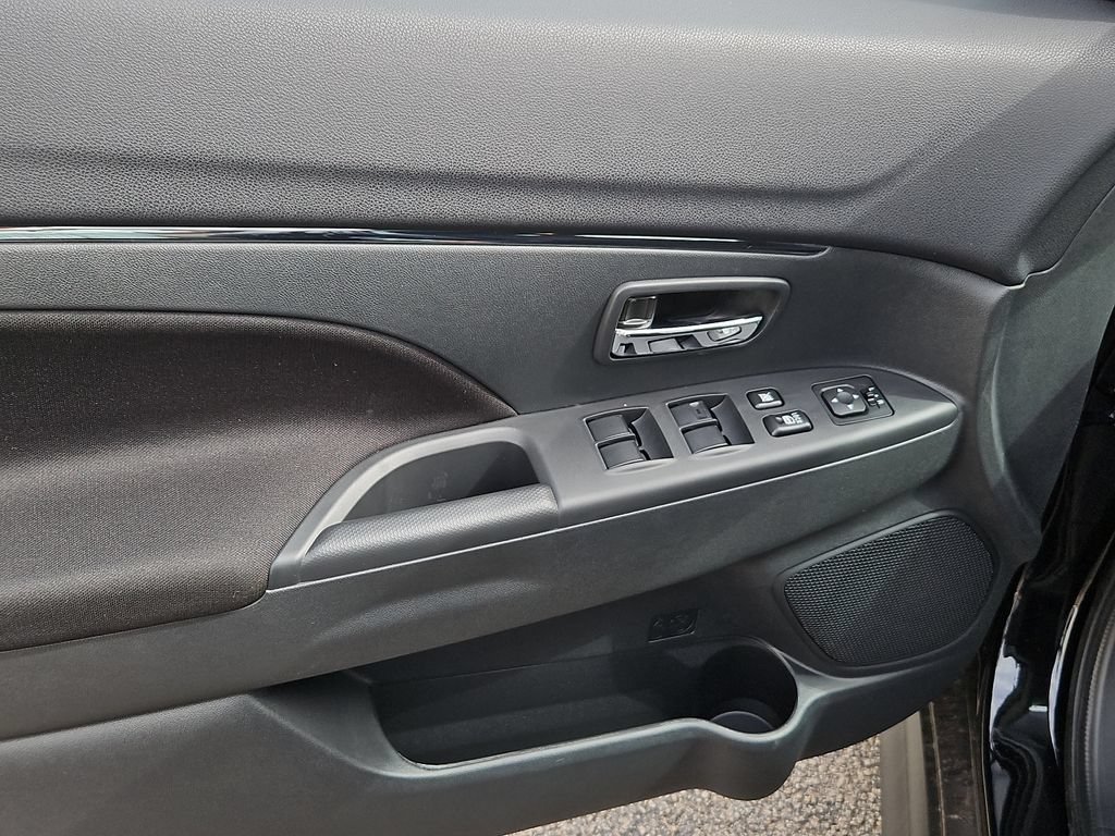 New 2026 Mitsubishi Outlander Sport LE AWD/4WD image 22