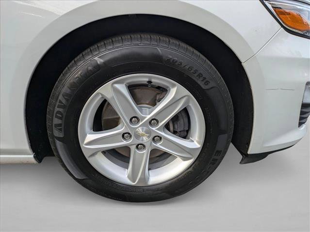 Used 2019 Chevrolet Malibu LS image 22