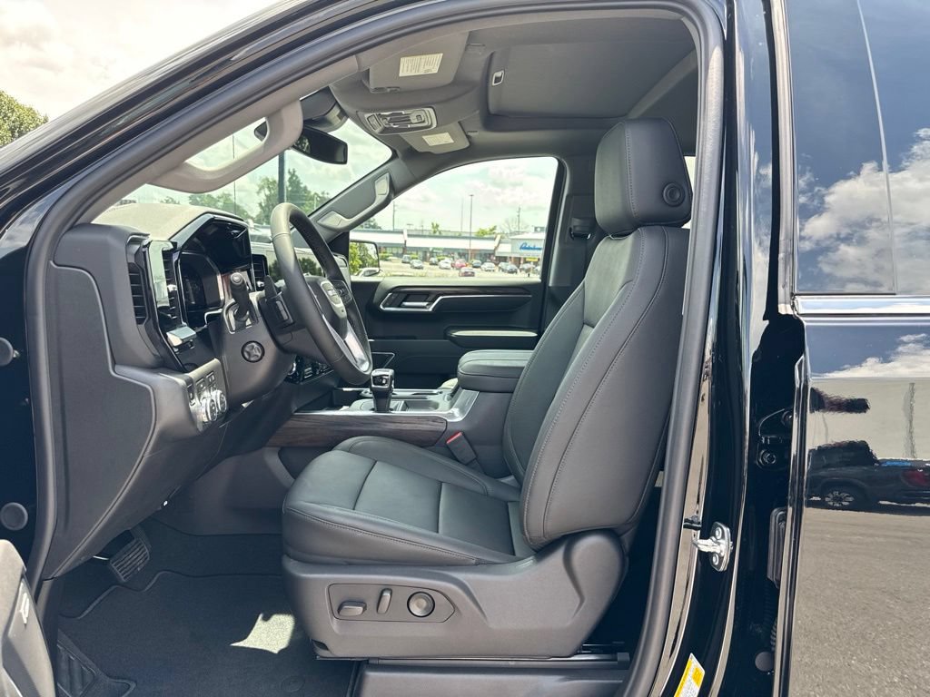 New 2026 GMC Sierra 1500 SLT w/ SLT Premium Plus Package AWD/4WD image 15
