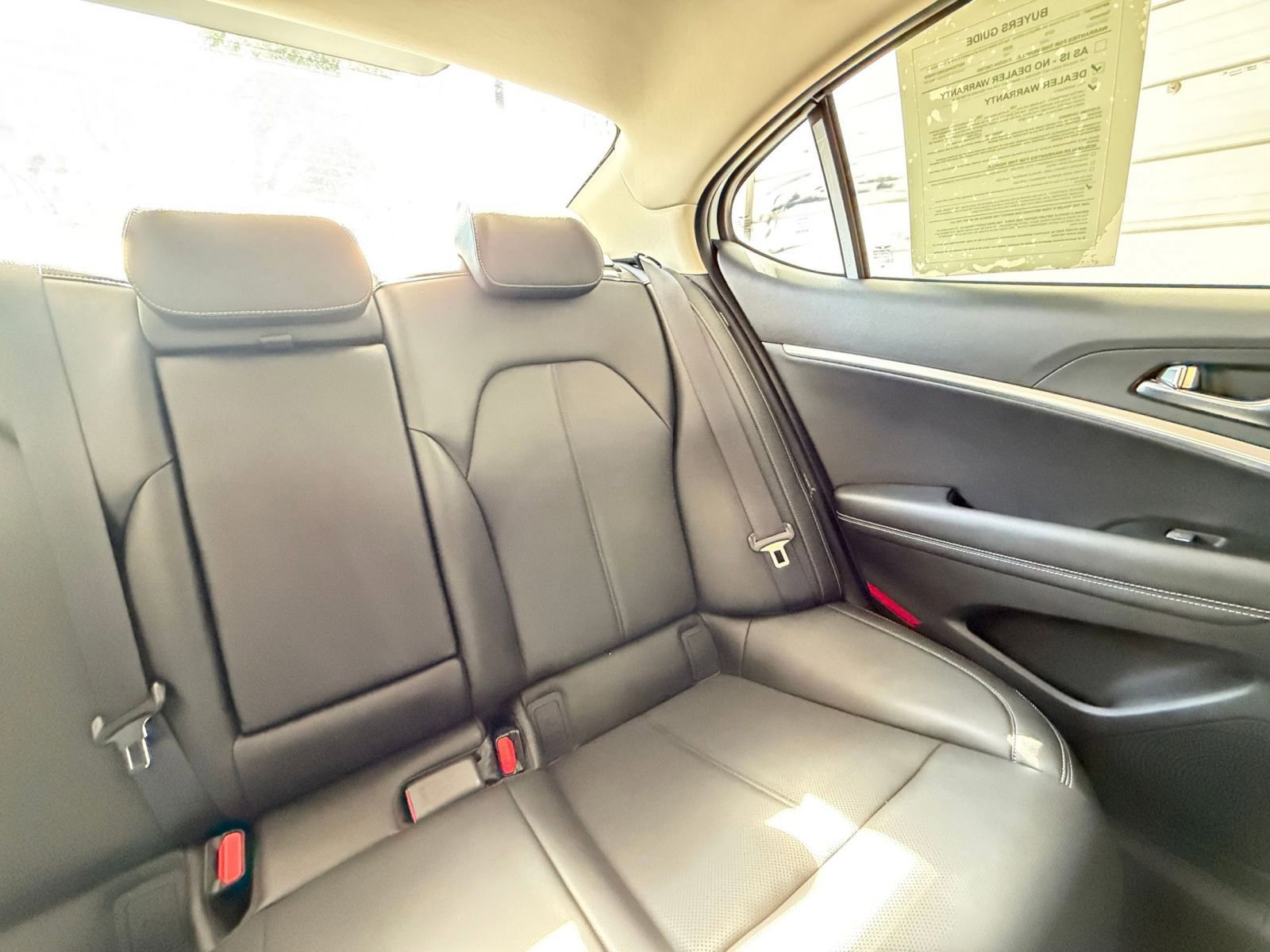 Used 2025 Genesis G70 2.5T AWD/4WD image 36