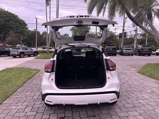 Used 2024 Nissan Kicks S FWD image 25
