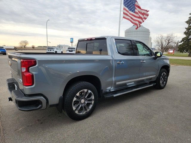 Used 2025 Chevrolet Silverado 1500 High Country w/ Technology Package image 6