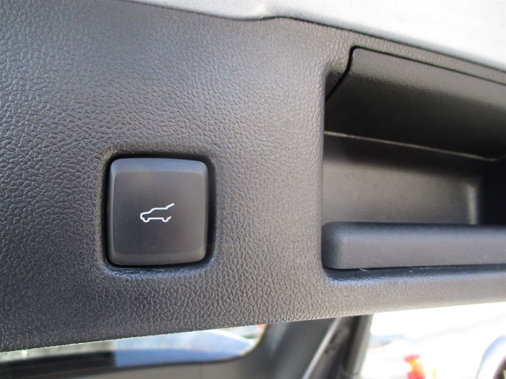 Used 2022 Ford Escape SE w/ Convenience Package image 7