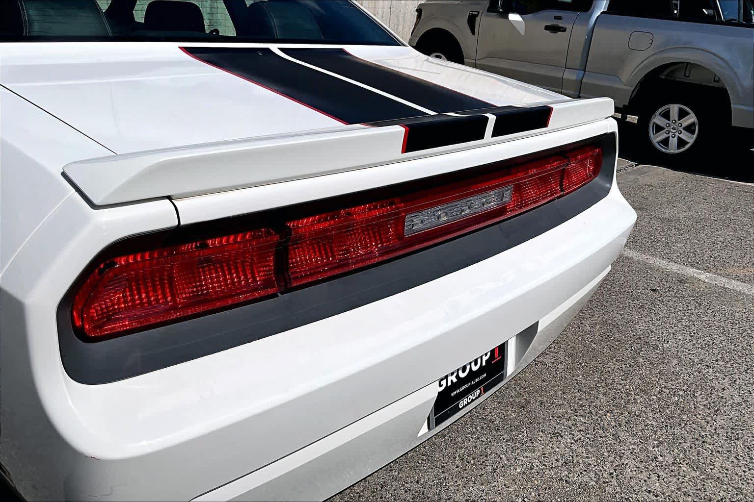 Used 2010 Dodge Challenger SE RWD image 10