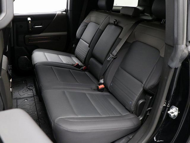 New 2024 GMC Hummer EV 2X w/ Extreme Off-Road Package AWD/4WD image 12