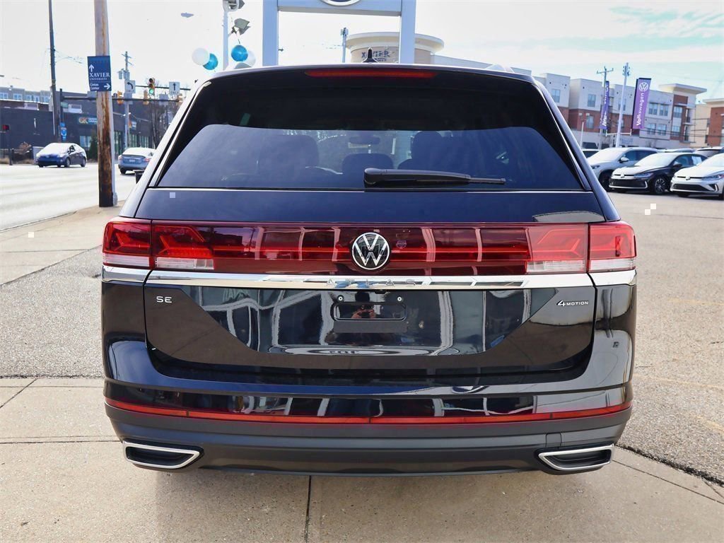 New 2026 Volkswagen Atlas SE image 4