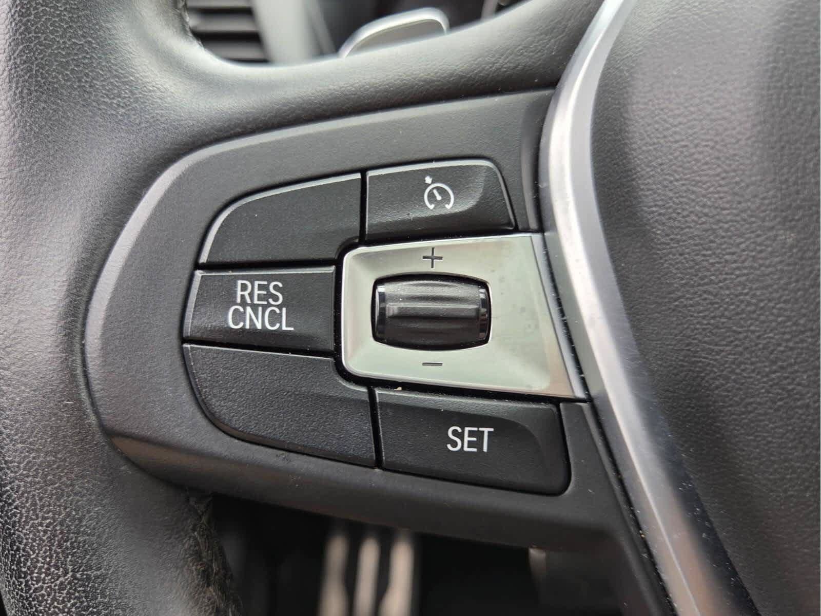 Used 2019 BMW X4 xDrive30i w/ M Sport Package 2 AWD/4WD image 32