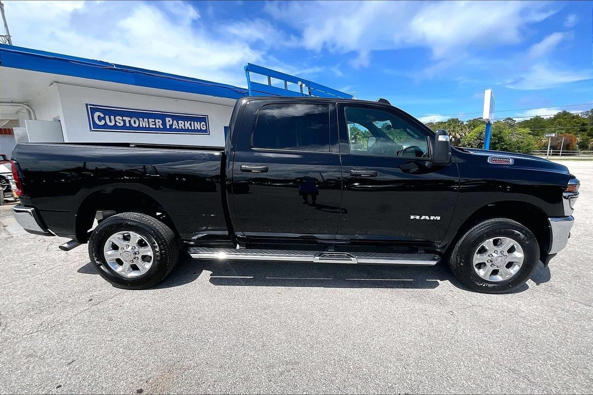 Used 2026 RAM 2500 Big Horn AWD/4WD image 29